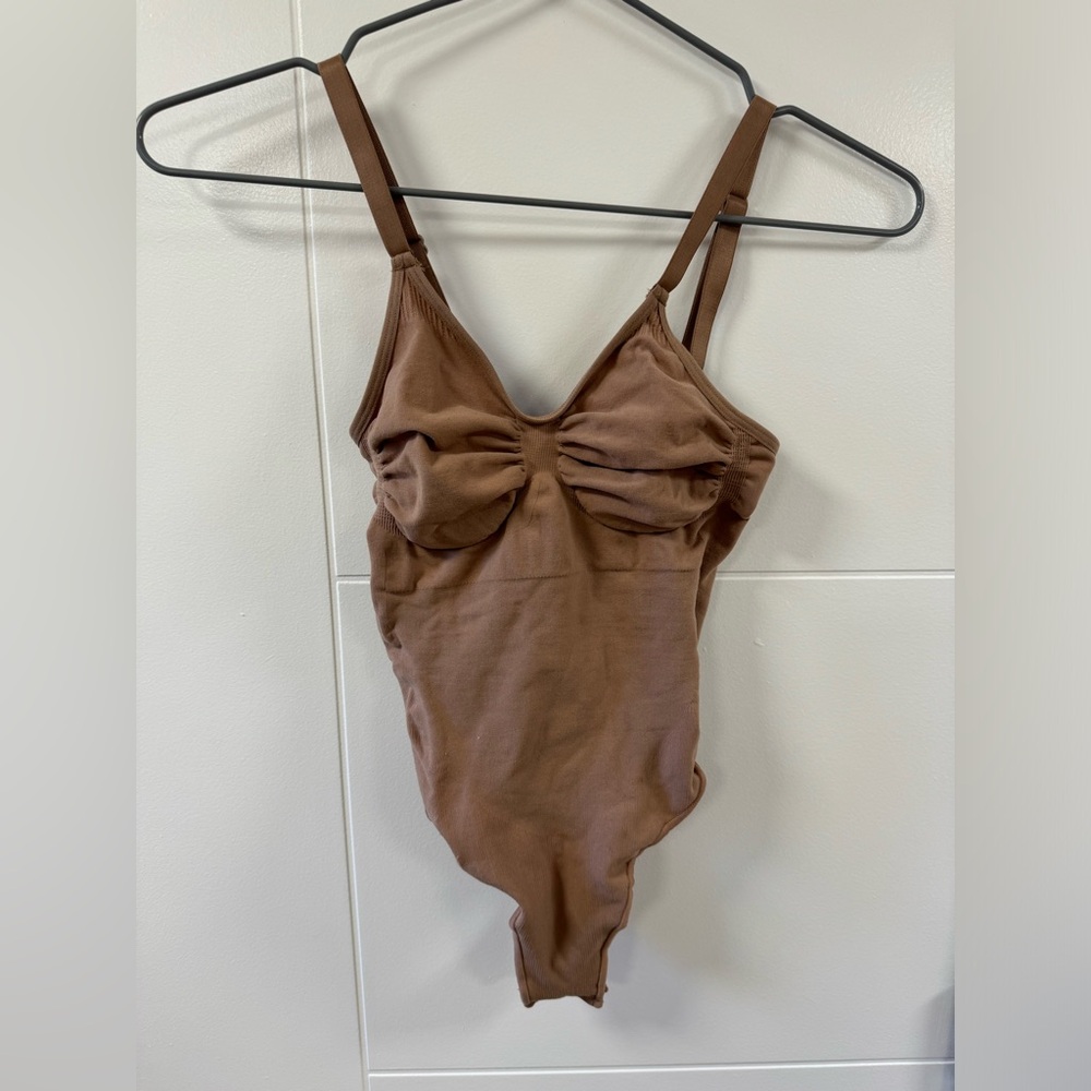Skims Shapewear - NWOT